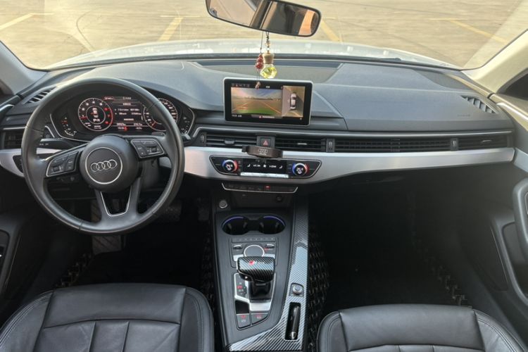 Used Audi A4L 2019 40 TFSI Fashion Edition China VI Emission Standard
