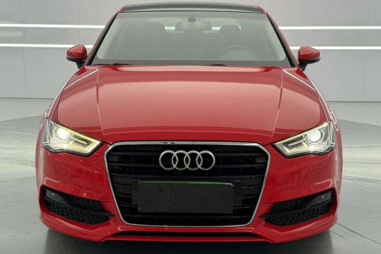 Used Audi A3 2014 Limousine 40 TFSI S line Comfort Model