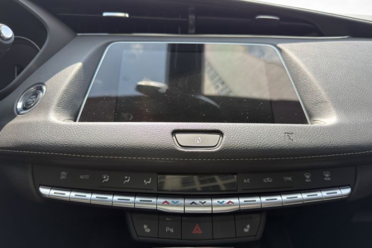 Used Cadillac XT4 2021 28T Two-Wheel Drive Leading Version