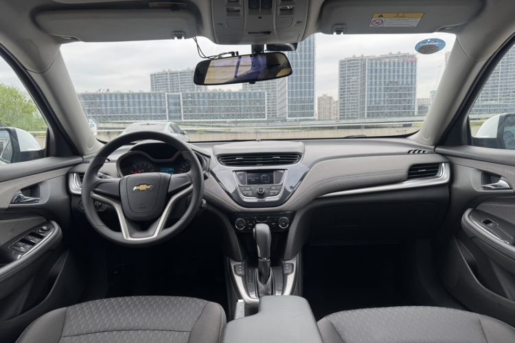 Used Chevrolet Malibu 2017 1.5T Automatic Comfort Edition Interior 3