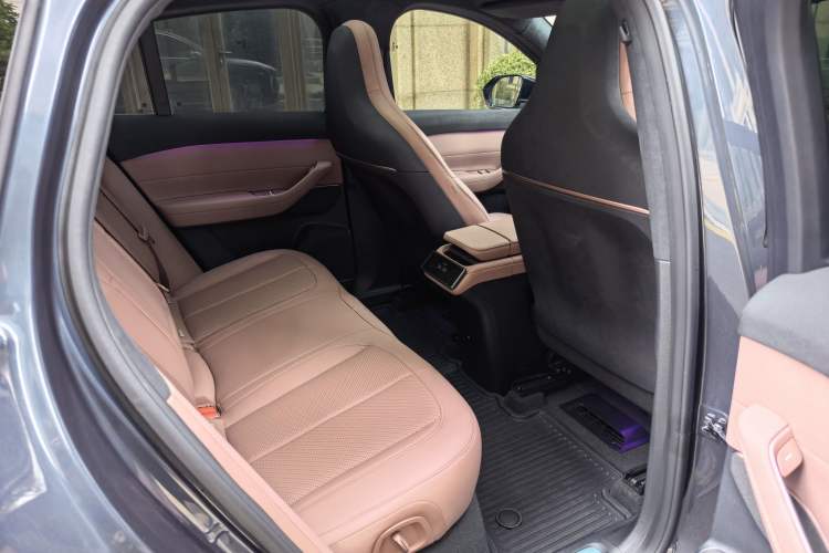 Used Nio EC6 2024 75 kWh
