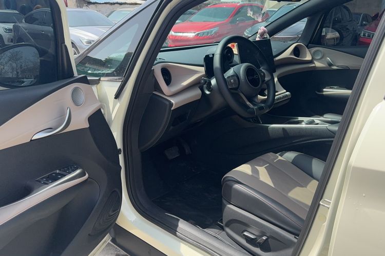 Used BYD Dolphin 2023 420 km Fashion Edition
