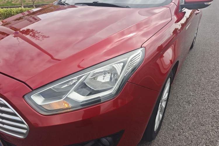 Used Ford Escort 2017 Happiness Edition 1.5L Automatic Fashion Version