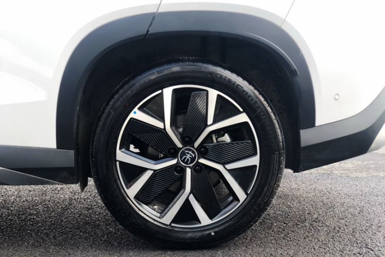 Used BYD Song L DM-i 2025 Intelligent Driving Version 160 km Beyond-Range Type