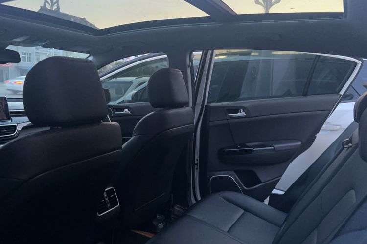 Used Kia KX5 2019 1.6T Automatic Two-Wheel Drive Luxury Edition
