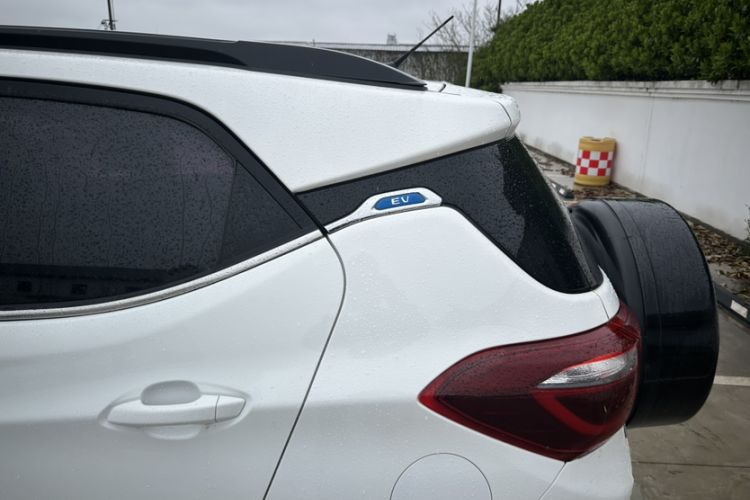 Used BYD Yuan New Energy 2018 EV360 Smart Connect Cool Edition Exterior 3