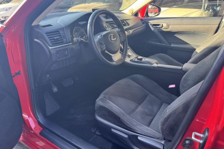 Used Lexus CT 2014 CT200h Comfort Edition Monochrome
