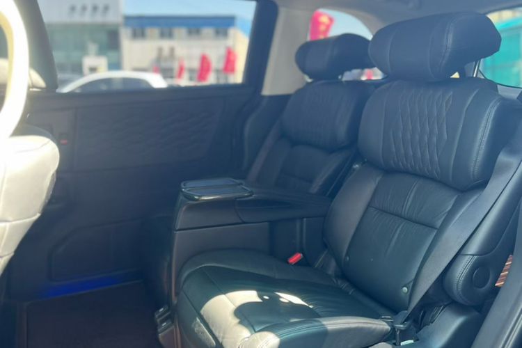 Used Honda Elysion 2019 2.0L Hybrid Comfort Edition

