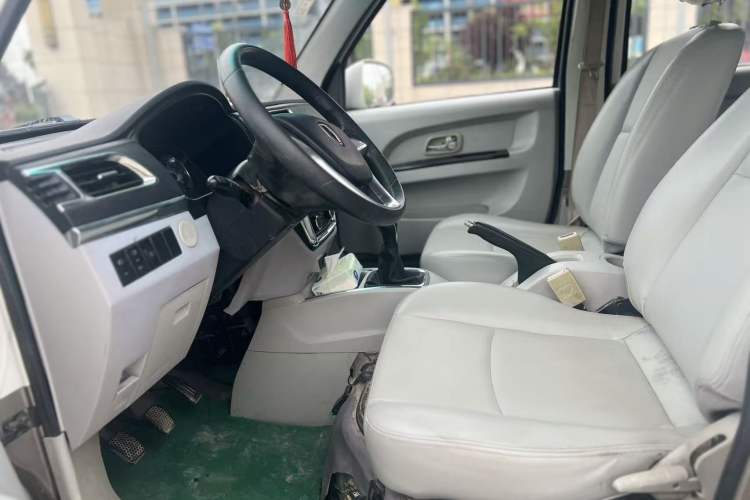 Used Jinbei New Hiace X30L 2016 1.5L Wealth Edition DLCG14