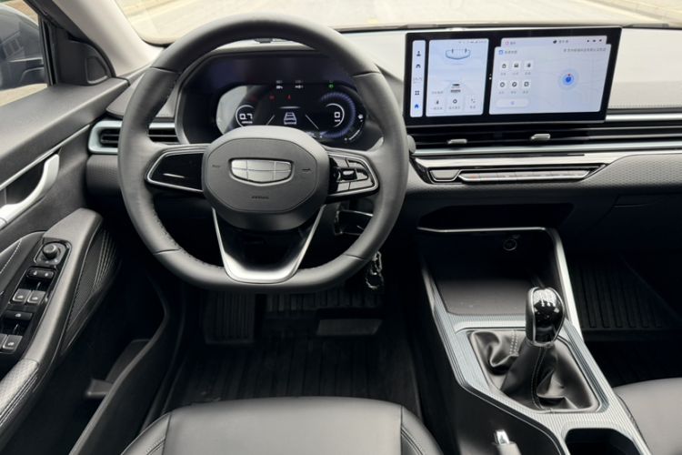 Used Geely Auto Emgrand 2025 4th Generation 1.5L Manual – Dragon Edition