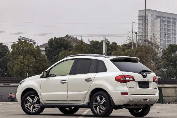 Used Renault Koleos 2014 2.5L Two-Wheel Drive Comfort Edition

