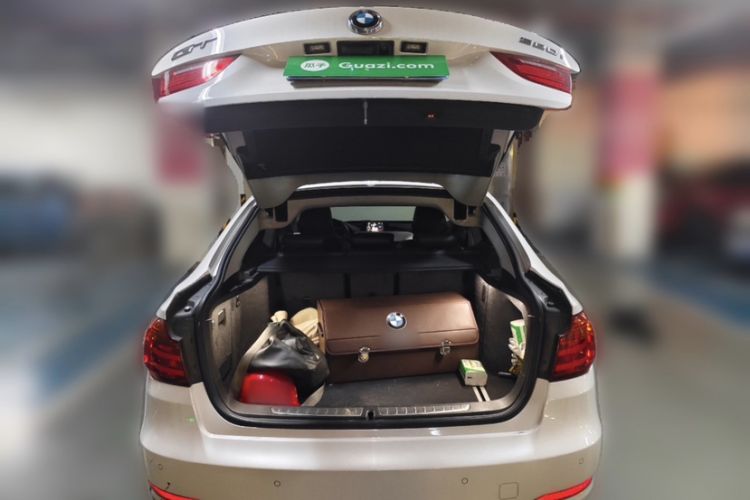 Used BMW 3 Series GT 2013 320i Leading Model