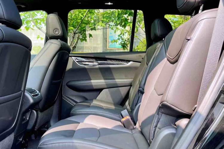 Used Cadillac XT6 2022 2.0T Six-Seater Four-Wheel-Drive Luxury Standard Edition