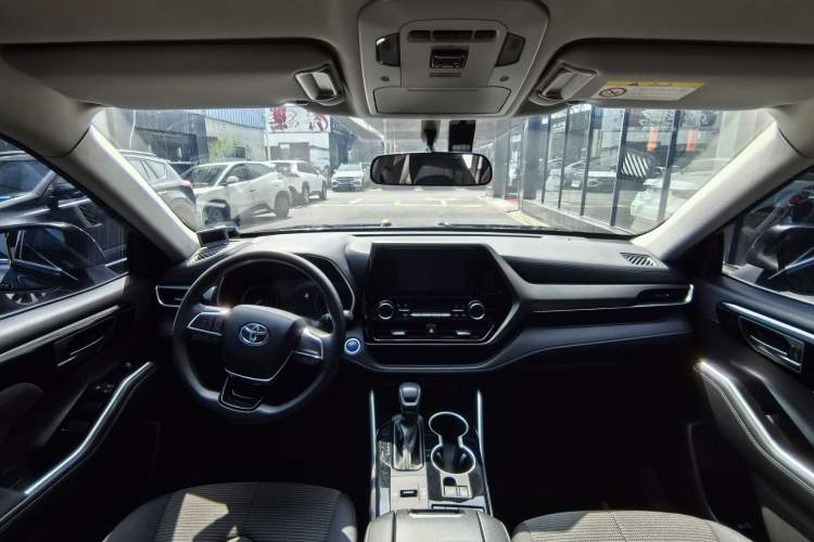 Used Toyota Highlander 2022 Dual-Engine 2.5L Two-Wheel Drive Elite Edition 5 Seats