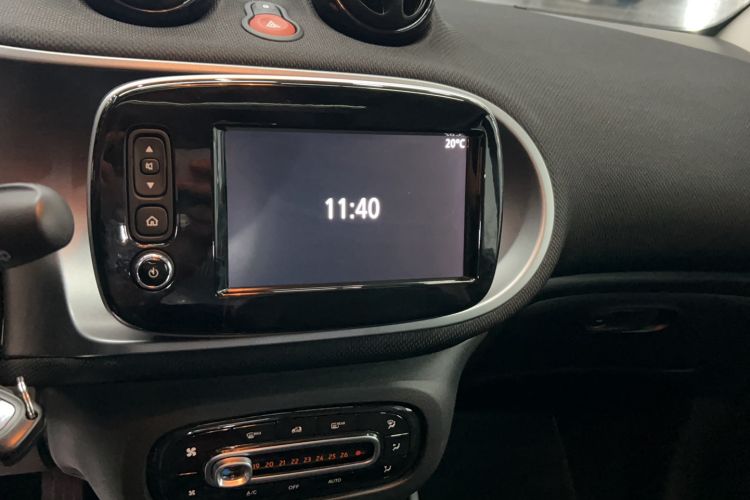 Used smart fortwo 2018 0.9T 66kW Hardtop Pioneer Edition China V Emission Standard