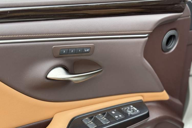 Used Lexus ES 2020 200 Luxury Edition
