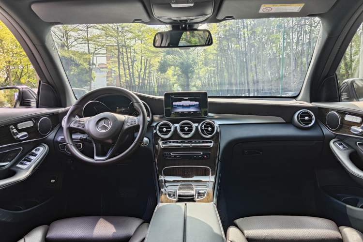 Used Mercedes-Benz GLC 2018 Facelifted GLC 260 4MATIC Dynamic Edition
