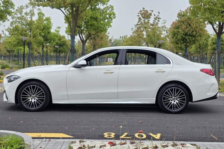 Used Mercedes-Benz C-Class 2024 C 200 L Sport Edition Exterior 7