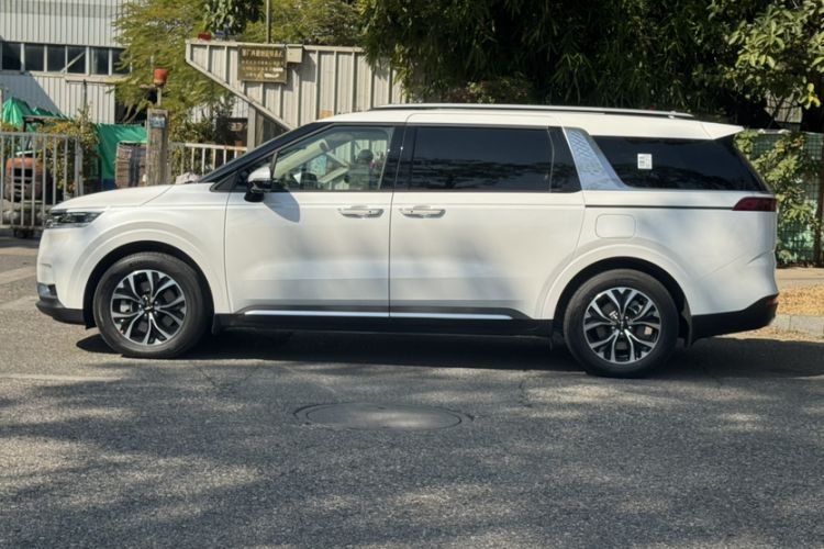 Used Kia Carnival 2026 Model 2.0T Luxury Tech Edition