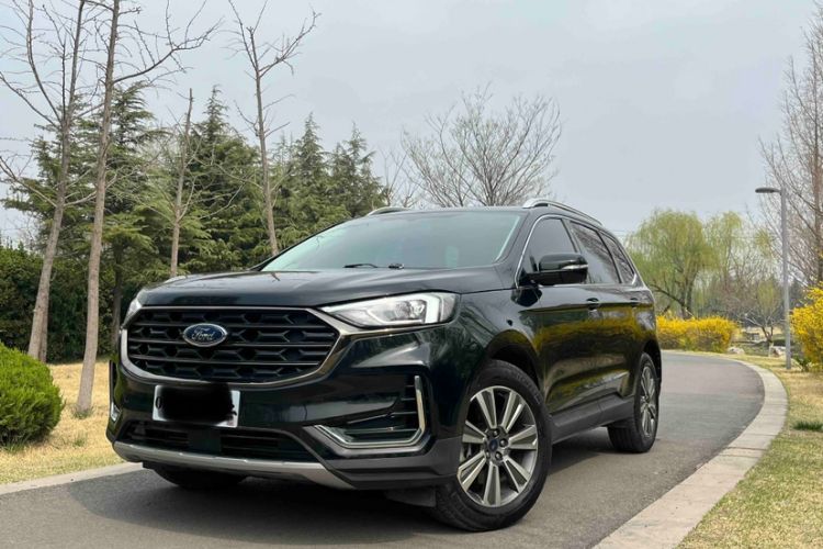 Used Ford Edge 2021 PLUS EcoBoost 245 Two-Wheel-Drive Platinum Edition 5 Seats