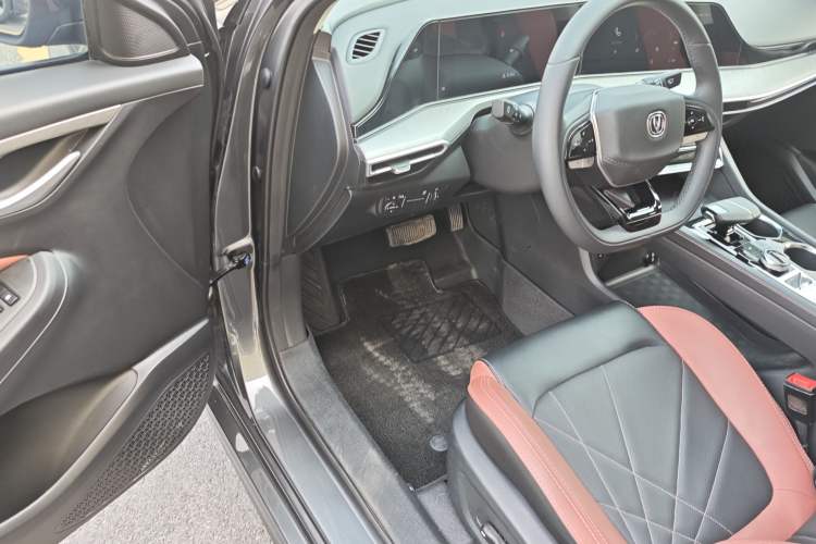 Used CHANGAN Eado 2022 PLUS Blue Whale NE 1.4T GDI DCT Flagship Edition
