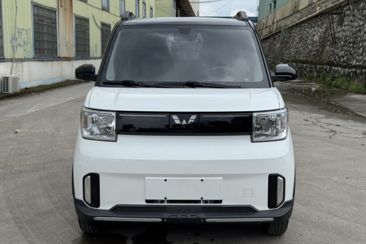 Used Wuling Hongguang MINIEV 2022 GAMEBOY 200km Play Edition with Lithium Iron Phosphate