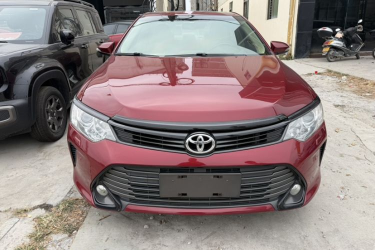 Used Toyota Camry 2015 2.5G Luxury Navigation Edition