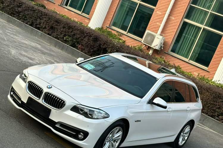 Used BMW 5 Series 2014 520i Touring Edition