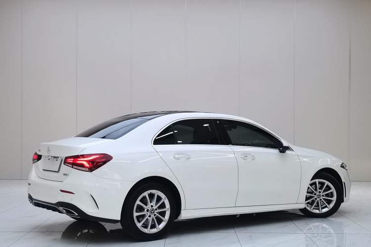 Used Mercedes-Benz A-Class 2020 Restyled A 200 L Sport Sedan Fashion Version