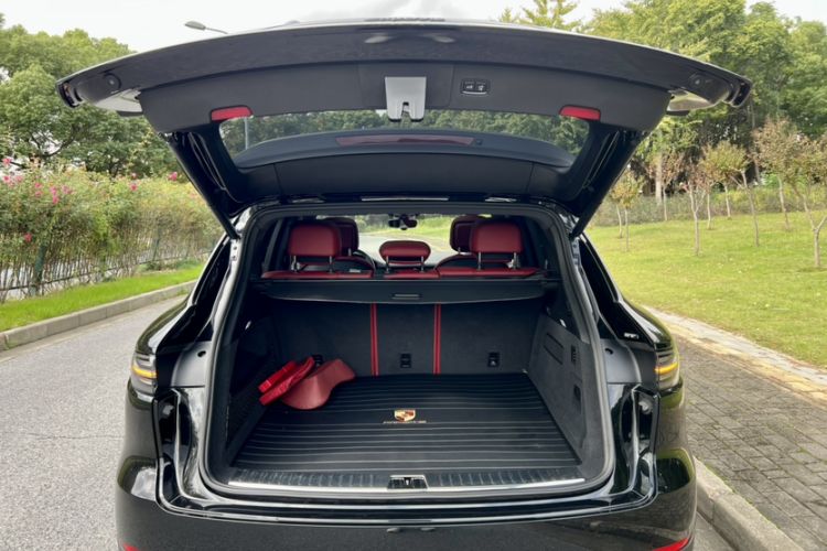 Used Porsche Cayenne 2023 Cayenne 3.0T Platinum Edition
