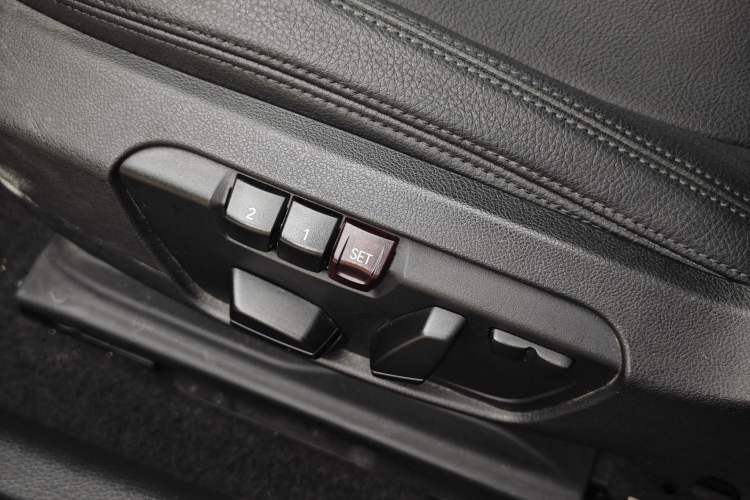 Used BMW 1 Series 2017 118i Sport Edition Interior 9