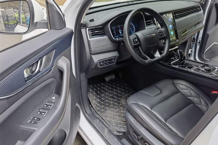 Used Oshan COS1 2020 GT 2.0T Automatic Fashionable Smart Connectivity 7-Seater