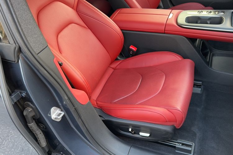 Used Xiaomi Auto SU7 2024 Rear-Drive Ultra-Long Range Advanced Pro-Level Intelligent Driving Version
