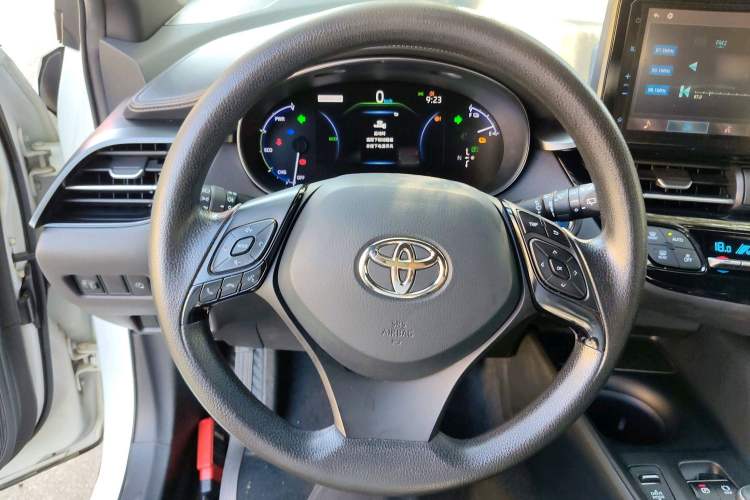 Used Toyota C-HR EV 2020 Leading Edition Interior 2