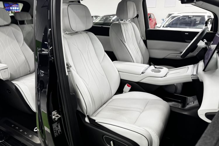 Used XPeng X9 2024 702 Ultra-Long Range Max