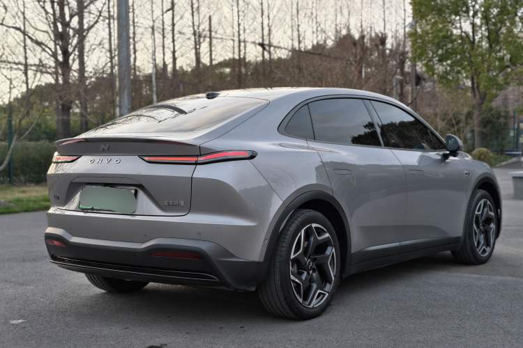 Used ONVO L60 2024 60 kWh Rear-Drive Version