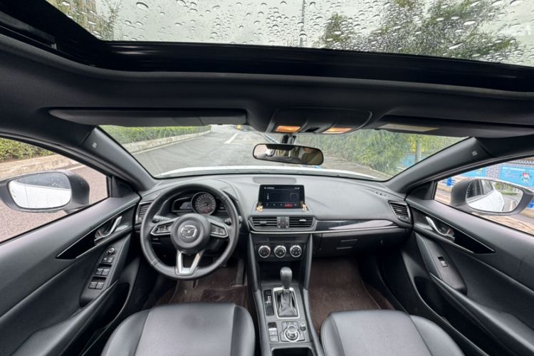 Used Mazda CX-4 2021 2.0L Automatic Two-Wheel Drive Blue Sky Dynamic Edition Interior 3