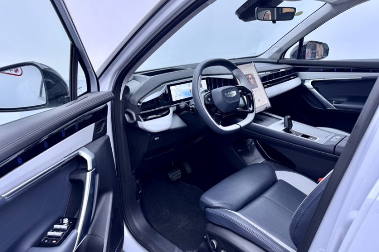 Used Geely Auto FX11 2024 1.5TD DCT Flagship Edition
