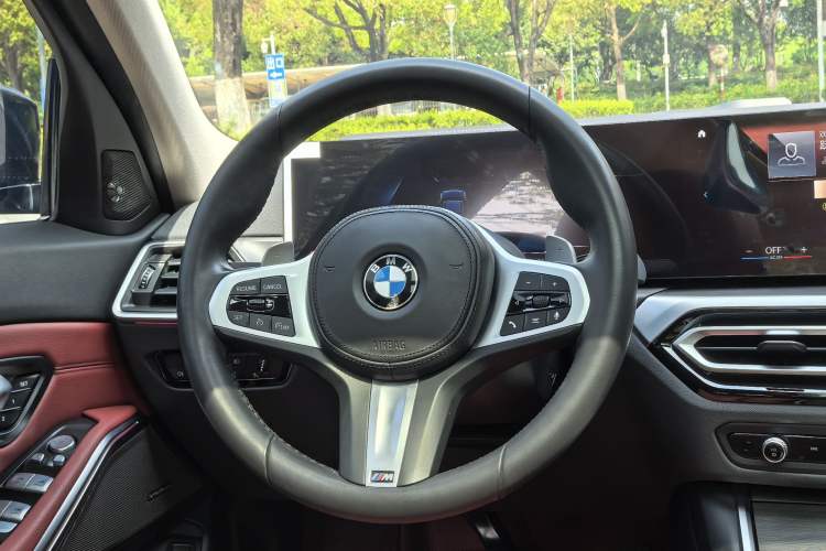 Used BMW 3 Series 2023 325Li M Sport Night Edition Package Steering Wheel