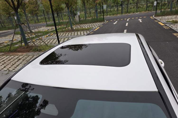 Used Mercedes-Benz C-Class 2024 C 200 L Sport Edition Roof