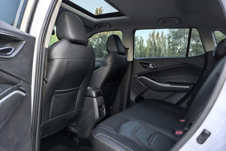 Used JAC Refine S4 2019 1.6L CVT Superior Edition
