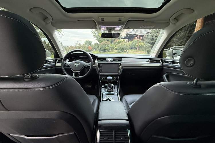 Used Volkswagen Phideon 2018 Revised Version 380TSI Two-Wheel Drive Business Edition
