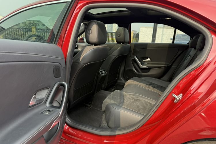 Used Mercedes-Benz A-Class 2019 Restyled A 180 L Sport Sedan Interior 10