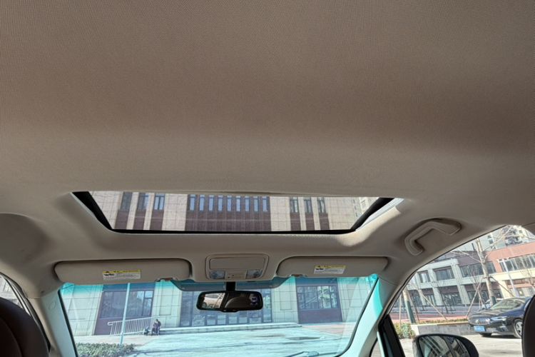 Used BYD M6 2015 2.4L Automatic Luxury Model
