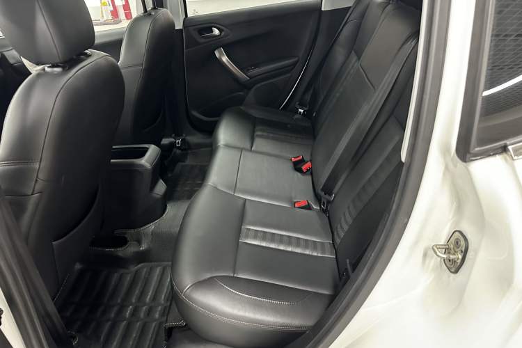 Used Peugeot 2008 2014 1.6L Automatic Navigation Edition
