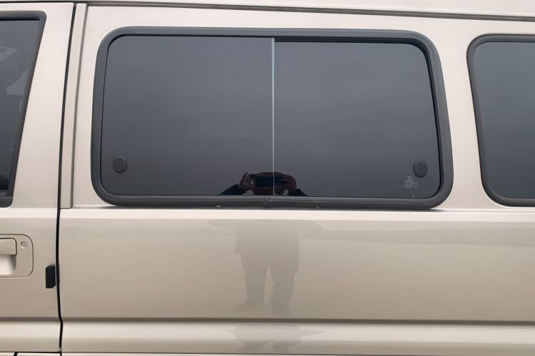 Used FORTHING Lingzhi 2022 Striving Version M5L 1.6L Base Model 9-Seater