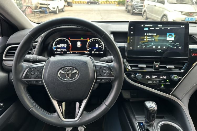 Used Toyota Camry 2021 2.5G Luxury Edition Interior 3