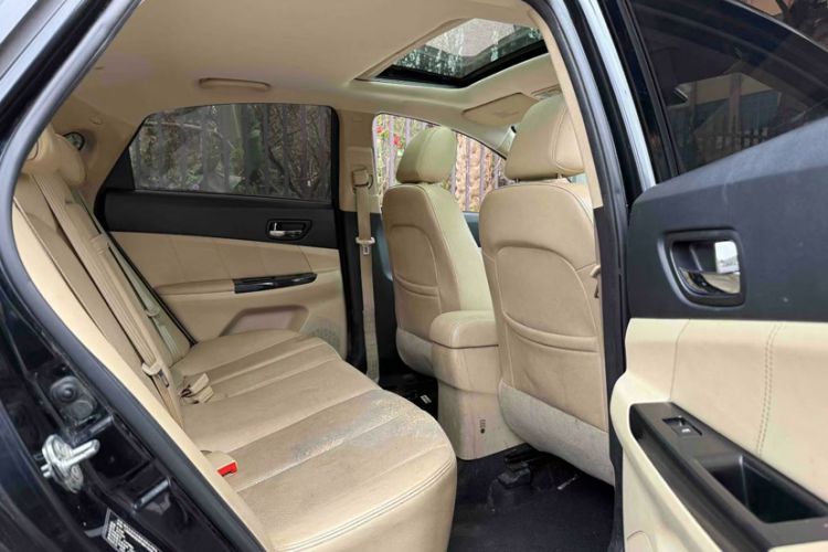 Used CHANGAN Eado 2015 1.6L Automatic Luxury Model Interior 1