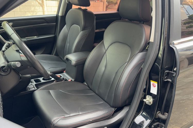 Used Haval H6 2017 Restyled Red-Label Sport Version 1.5T Automatic Two-Wheel Drive Luxury Trim