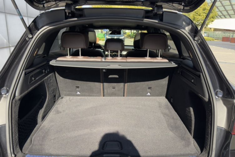 Used Mercedes-Benz GLC 2022 Refreshed GLC 300 L 4MATIC Dynamic Edition
